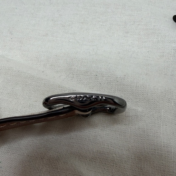 Coach 36MM Leather Apple Watch Strap with Rhinestone Poppy Flower Charm - Picture 6 of 8